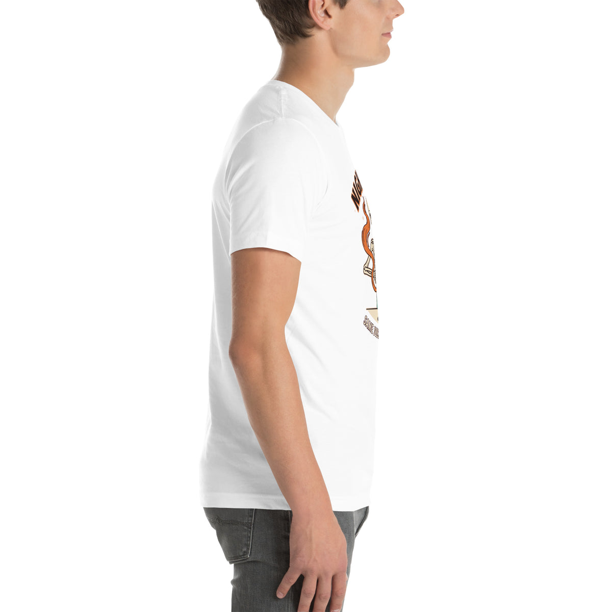 T-shirt Night Shift — Same Jobs. More Spirits. blanc, vue de profil